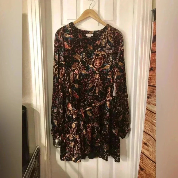 🔥Burnout Velvet Mini Dress🔥 size 6 NWOT - Picture 5 of 14